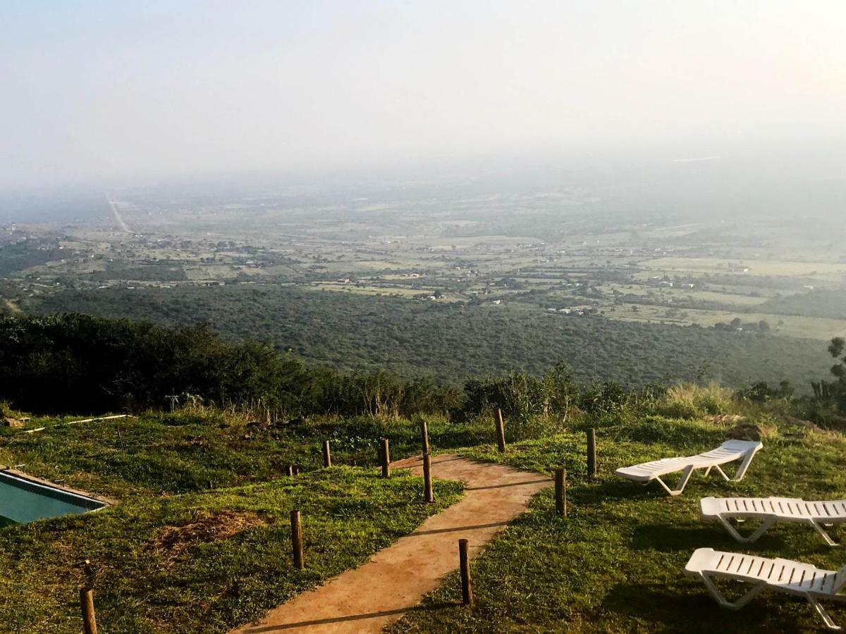 Buckswood Hilltops Siteki ภายนอก รูปภาพ