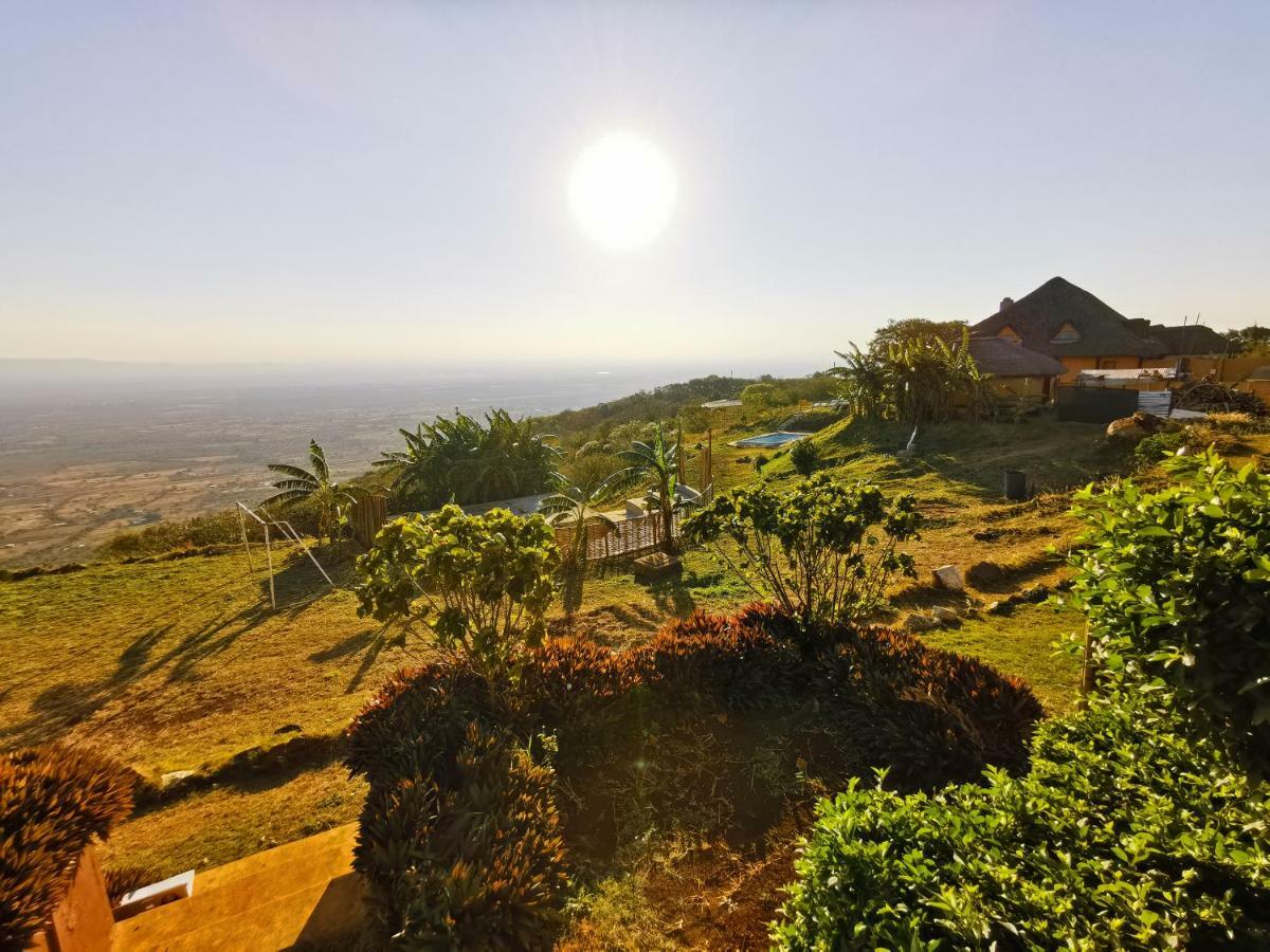 Buckswood Hilltops Siteki ภายนอก รูปภาพ